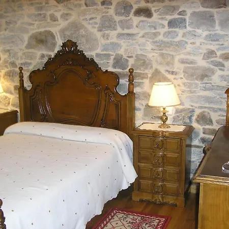 Casa De Rodriguez Sabugos