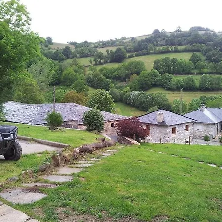 Casa De Rodriguez Sabugos