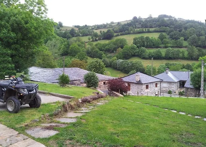 Casa De Rodriguez Sabugos