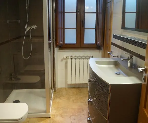 Casa De Rodriguez Sabugos